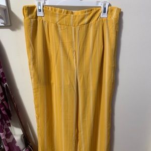 Yellow pants